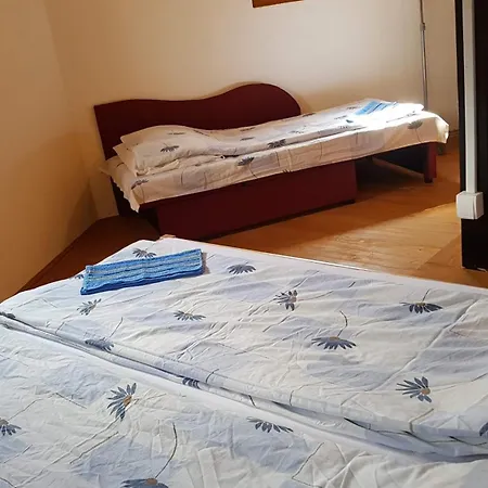 Svetionik Apartment *